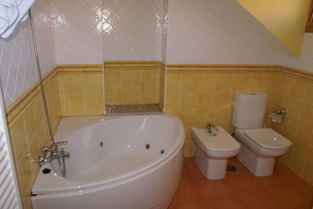 Apartamentos Quinto Sueno Noja Bilik gambar
