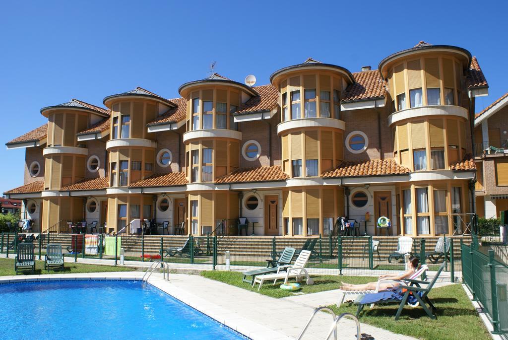 Apartamentos Quinto Sueno Noja Luaran gambar