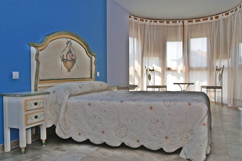 Apartamentos Quinto Sueno Noja Bilik gambar